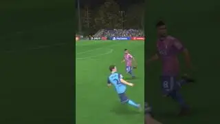 When the opponent accidentally help you but you still fail #fifa23 #shorts