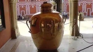 विश्व का सबसे बड़ा चांदी का पात्र सिटी पैलेस जयपुर