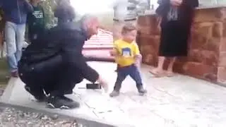 Боевой танец  маленького армянина