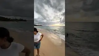 Sunset Beach in Hawaii😍 #girlfriend #boyfriend #couple #pregnant #hawaii #sunset #love