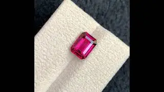 3.05 Carats Loose Umbalite Garnet, Emerald Shape Pinkish red Garnet - 9.27 x 6.90 MM