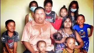 Couple blind, constantly resisting and supporting 8 children