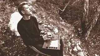 Akai Mpc Live 2 / BeatHume in Woodland Part1 / Finger Drumming on Mmm Mremememew Memew Theme /