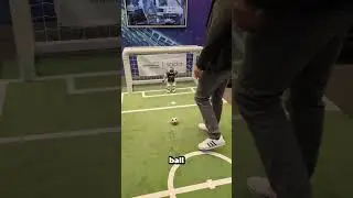This robot surprises everyone in goal!