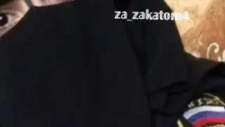 Ненавижу когда на улице рассматривают с ног до головы Так и хочется сказать :"Может  мне покрутиться