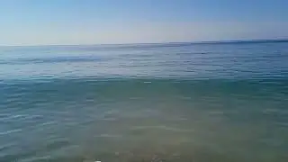 Черное море. Пляж Дружба (поселок Макопсе). 22 сентября 2023 года.