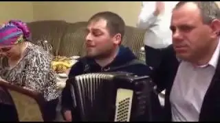 Мухтар зажигает