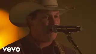 Jon Pardi - Dirt On My Boots (Vevo Presents)