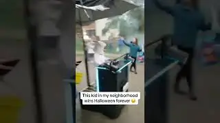 The kid in the disco ball…I was not expecting that 😭😂 #shortsviral #funny #viral #halloween2023