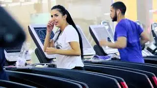 СТОЯК В СПОРТЗАЛЕ - ПРИТВОРИЛСЯ БОТАНИКОМ В КАЧАЛКЕ - ПРАНК