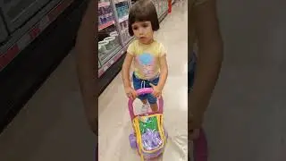 Her gördüğü nü almak isteyen bir kızım😃🙂 var#alışveriş #baby #shorts