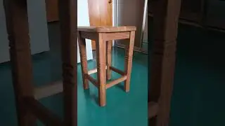 Табуретки из дуба по предзаказу