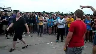 Christofer Drew Hardcore Dancing at Chicago Warped Tour 2009