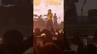Keshi - ANGOSTURA (Milano Concert) 4K