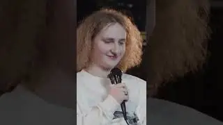 Мечтает стать коррупционеркой 