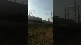 Электровоз ВЛ80с 1651 с вагоном лабораторией.