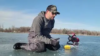 Last Chance Ice fishing (Loaded Panfish)