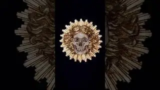 The gilding process "Vive le Roi" and "Le Roi est Mort" #goldleaf #louisxiv #art #sculpture