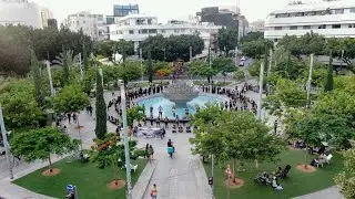 מיצג הזדהות עם בעלי החיים במשקים. ככר דיזינגוף 4.6.23