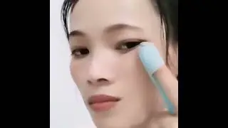 Силиконовая щетка для очищения лица