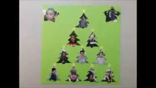 Arbol de navidad formado con fotos