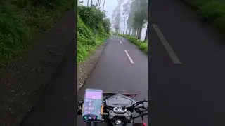 Ke Bromo di musim hujan ternyata enak juga - Kabutnya bikin pemandangan makin bagus