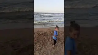 Азовское море волнуется
