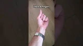 i have 4 fingers trend nailed