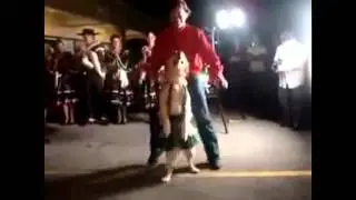 ТОП 5  Танцующий пес