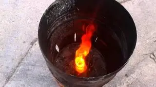 Feuer Tornado Tonne - erster Test! First test of the firenado barrel
