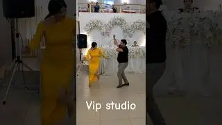 Девушка в желтом платье взорвала танец 👏🔥👏