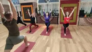 Типичный йог | Путающий правое и левое