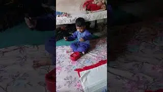 A cute video | kid testing mice