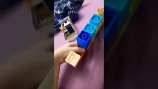 мы в лифте застряли
