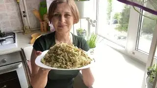 Оригинальный и вкусный салат. Готовится быстро и просто.