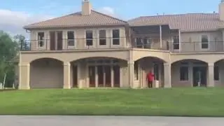 Sauce walka buys a new $3.million HOUSTON MANSION 14 bed room and 6 acre estate with 55ft long pool