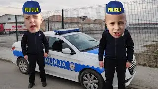 POSTALI SMO POLICAJCI