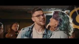 Formatia Albatros x Steven Roho - Ti-aduci aminte ce faceai (Official Music Video)