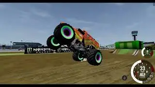 Nitro Vs Neon Monster jam Freestyle (Who wins?)