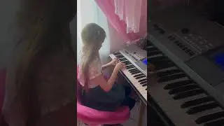 Первые шаги доченьки в ДШИ