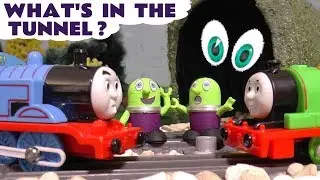 Thomas and Friends MYSTERY Tunnel Toy Stories with the Funlings