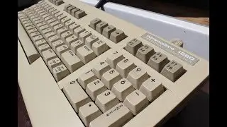 Mój nowy sposób na wybielanie żółtych plastików bez użycia chemii (Atari 65 XE, Commodore 64 C128d)