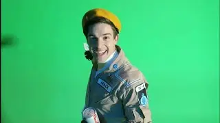 Matpat doing crazy stuff back there, crazy stuff