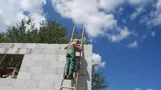 Как сделать БОЛЬШУЮ ЛЕСТНИЦУ НА КРЫШУ второго этажа
