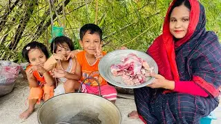 হাতে টোসা পরে কিছু করতে পারতেছি না!!  তাও রান্না করতেছি তরপরেও ভাল বউ হতে পারলাম না