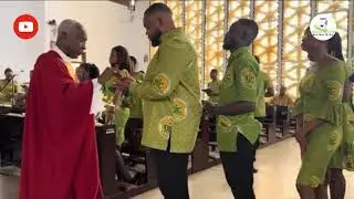 🎹Catholic Hymns🌹 with 🎺the Euphoric 🥀 Quality Insurance Choir Ghana...as a celebrating choir at Mass