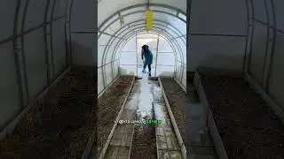 Зачем нужен снег в теплице?