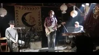 The Jumping Cats at Empty Hills 2010 (Full Version)