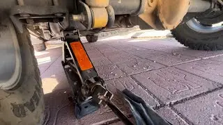 Locate And Use The Tire Jack In Your Nissan Frontier