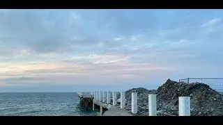 Шторм разрушил набережную бульвара в Батуми 09.02.2022/storm in batumi destroyed the coast